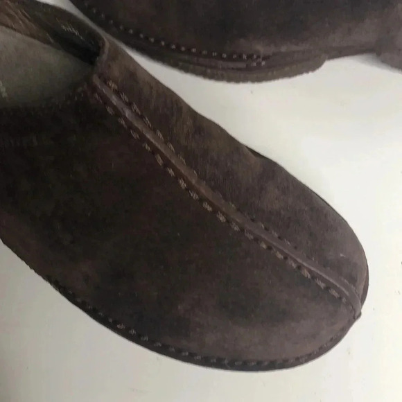 MERRELL Air Cushioned Mules/Clogs - Picture 2 of 6